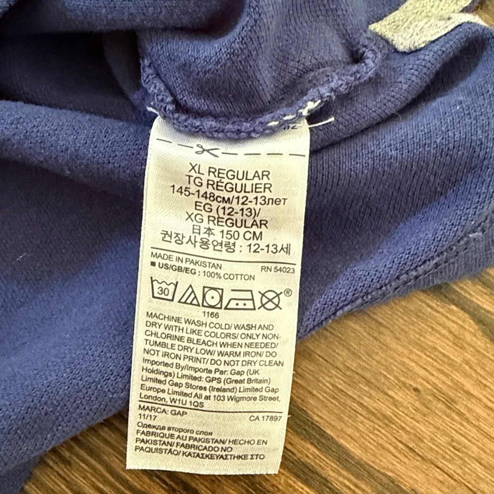 GAP Boys Navy Polo size XL (12-13)